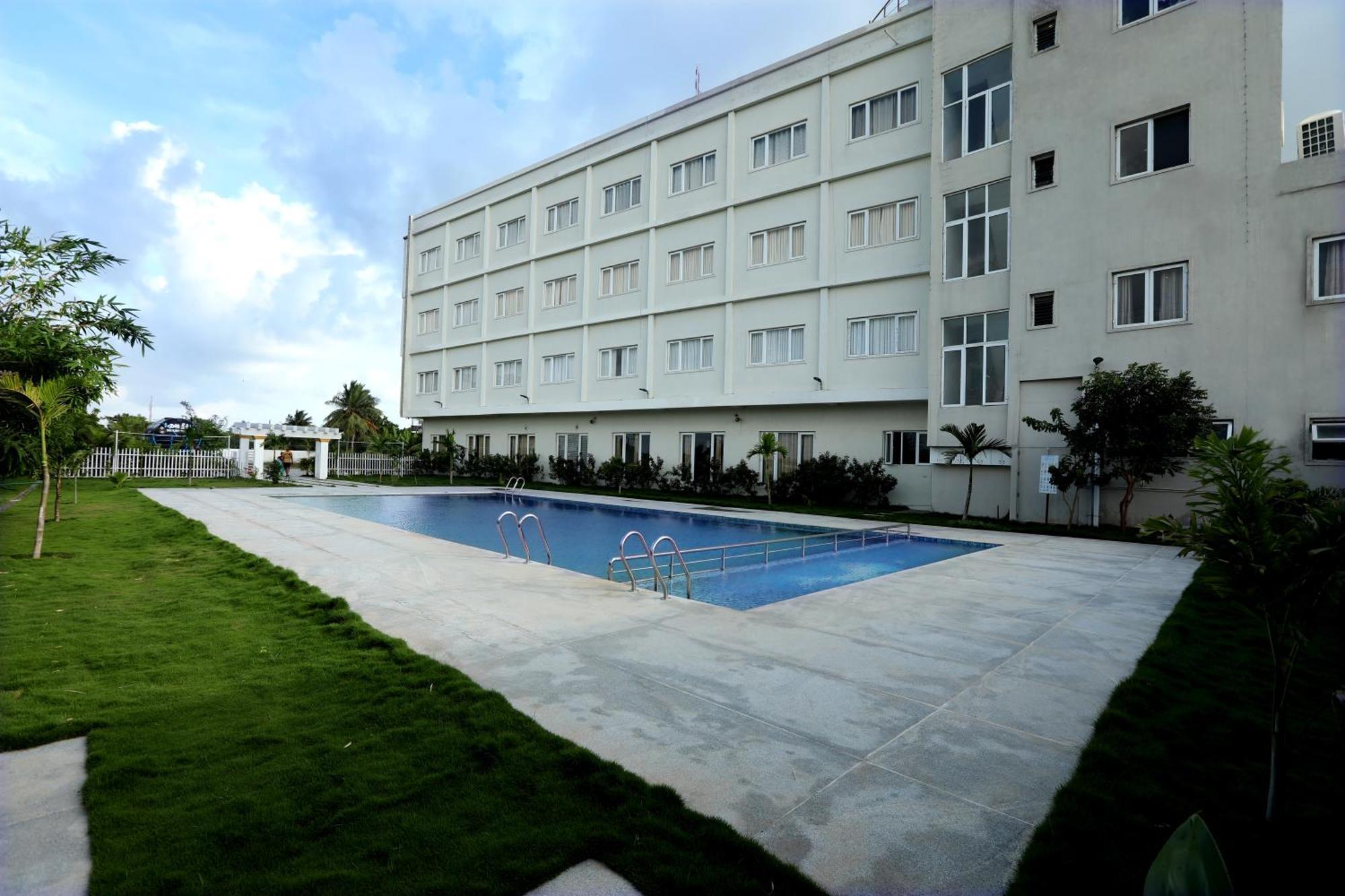 Hotel Queens Inn Velankanni Dış mekan fotoğraf