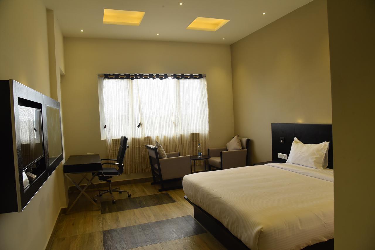 Hotel Queens Inn Velankanni Dış mekan fotoğraf