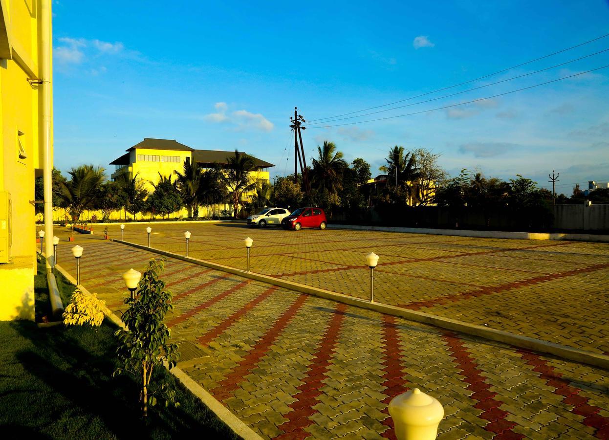 Hotel Queens Inn Velankanni Dış mekan fotoğraf